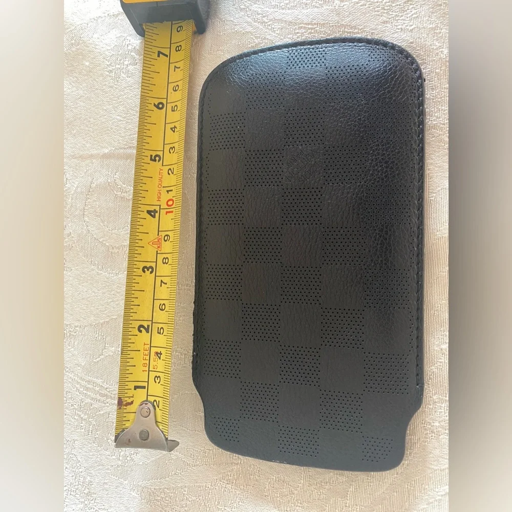 Louis Vuitton Damier Graphite Leather case